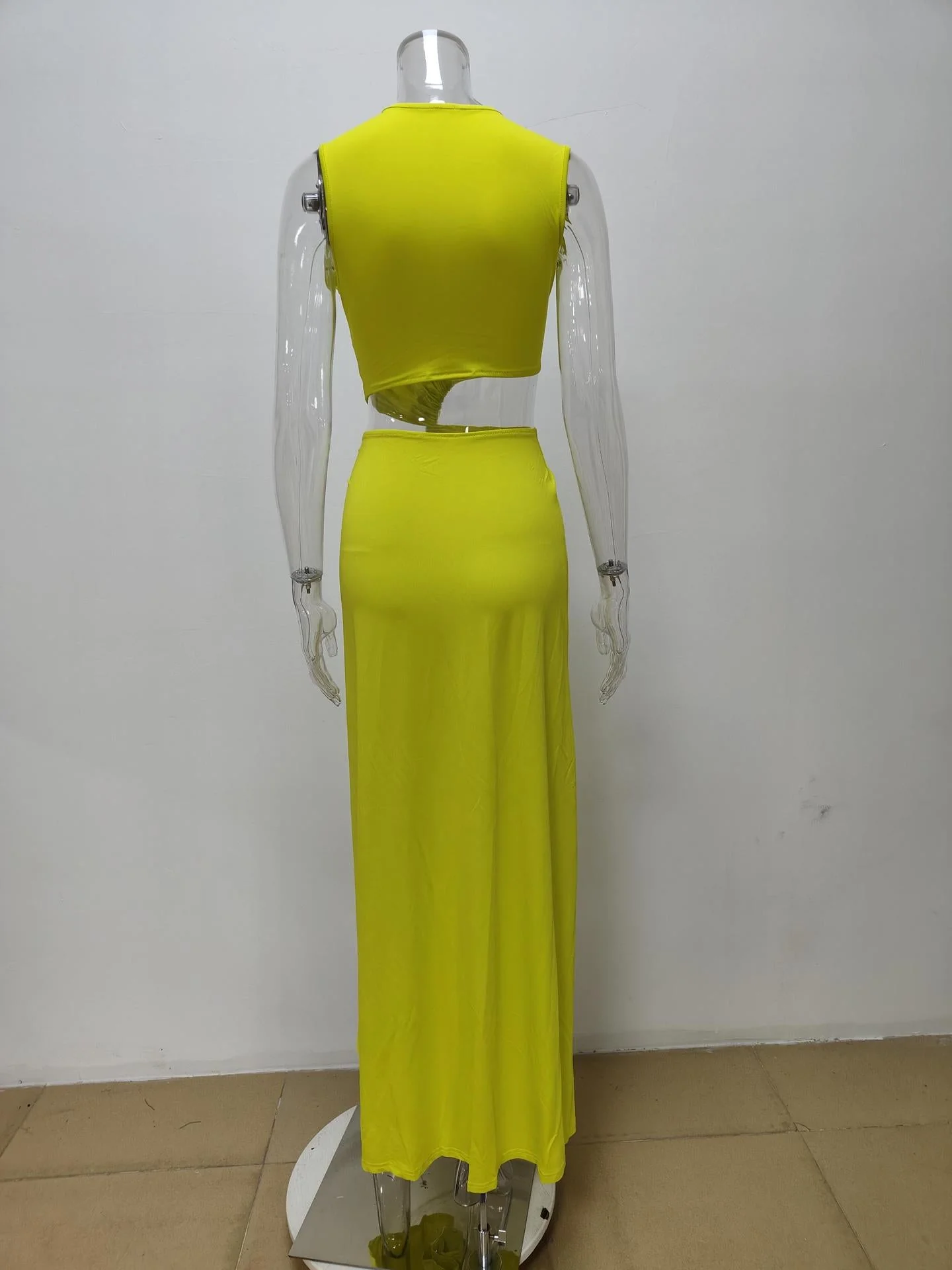 Cut-Out Knot V-Neck Sleeveless Pleated Asymmetrical Slit Dress - Image 8